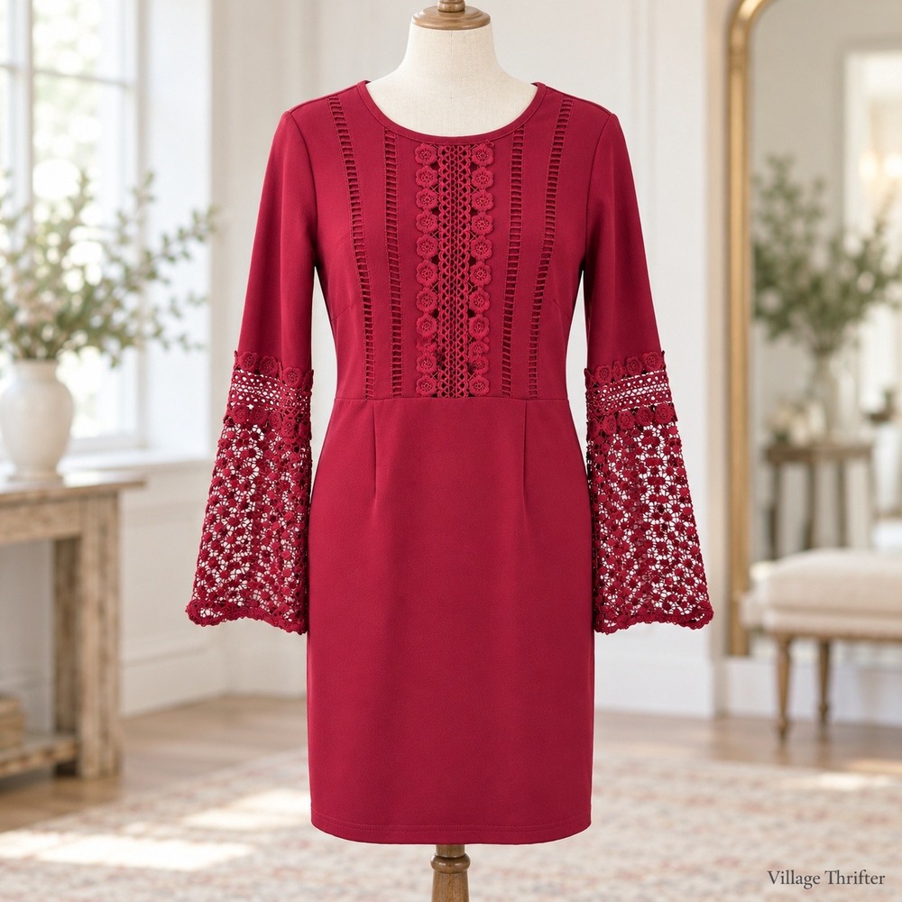 Romeo + Juliet Couture Dress Womens Medium Red Crochet Lace Bell Sleeve Sheath
